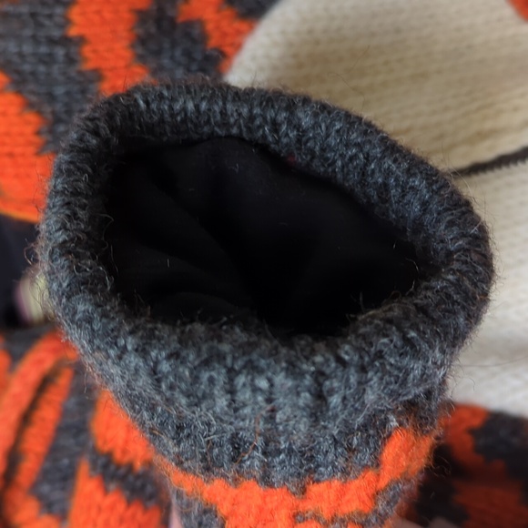 100% wool jacket with animal theme - Picture 12 of 14